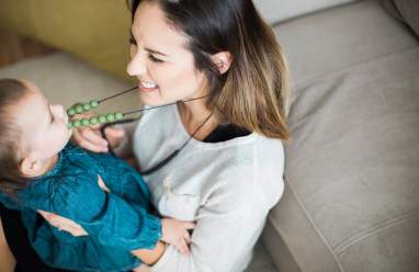 Mamichic - El primer collar antibacteriano de dentición en España